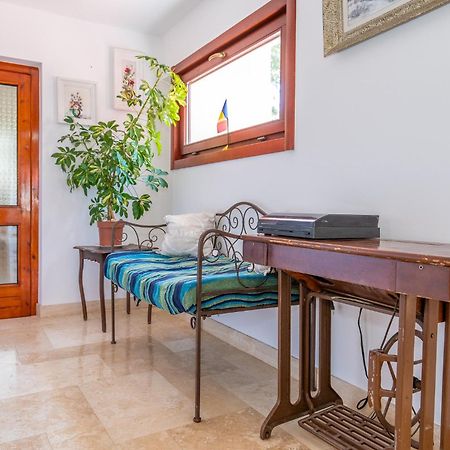 Hotel Casa Nikita à Vama Veche Extérieur photo